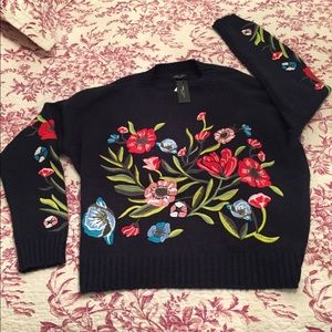 Romeo & Juliet Embroidered Chunky Sweater 🌸